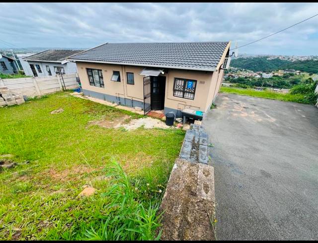 3 BEDROOM HOUSE FOR SALE IN UMLAZI Y